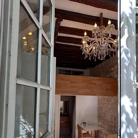 Romantique Petit Duplex Au Coeur Du Marais Appartamento Parigi