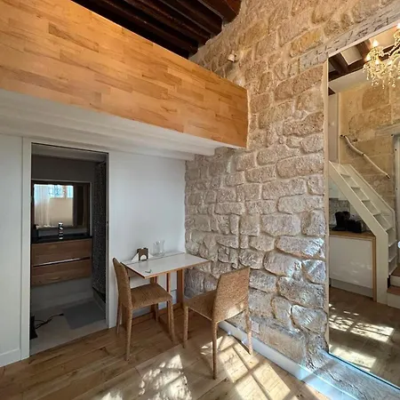Romantique Petit Duplex Au Coeur Du Marais Apartamento París